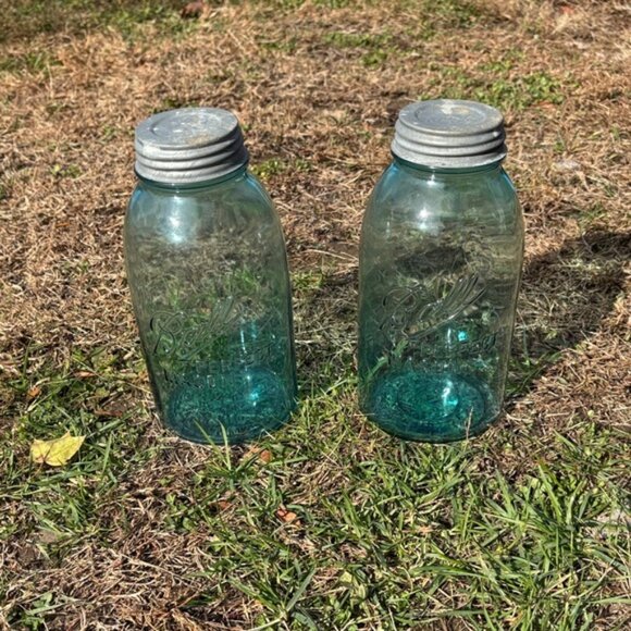 Antique HALF GALLON Blue1900-1923 with Zinc Ball Lids - Picture 2 of 16